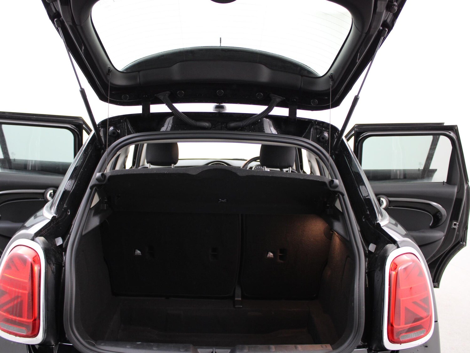 Used MINI Hatch 2022 for sale - 76515909: Photo 32