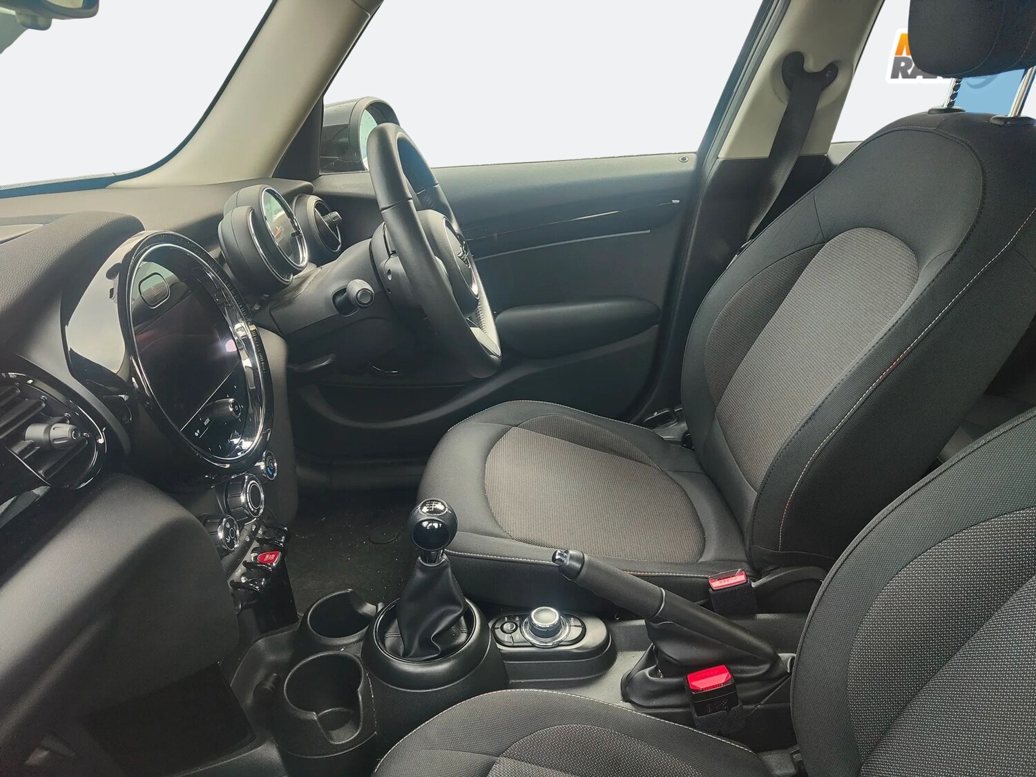 Used MINI Hatch 2022 for sale - 76515909: Photo 4