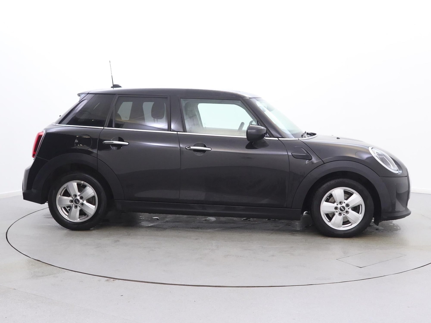 Used MINI Hatch 2022 for sale - 76515909: Photo 8