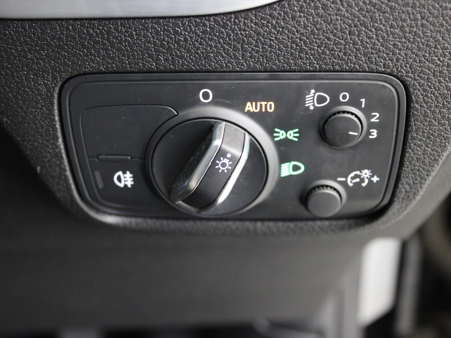 Used Audi Q2 2020 for sale - 78177721: Photo 30