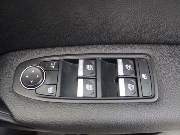 Used Renault Captur 2022 for sale - 75392769: Photo 24