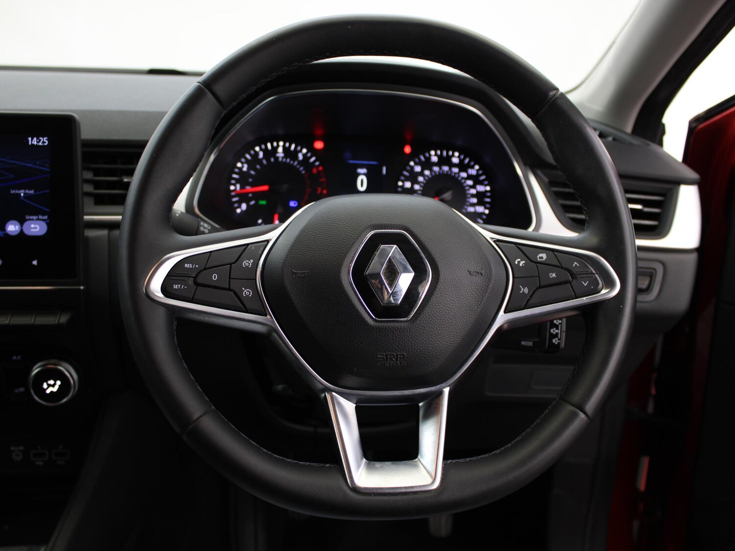 Used Renault Captur 2021 for sale - 76390927: Photo 25