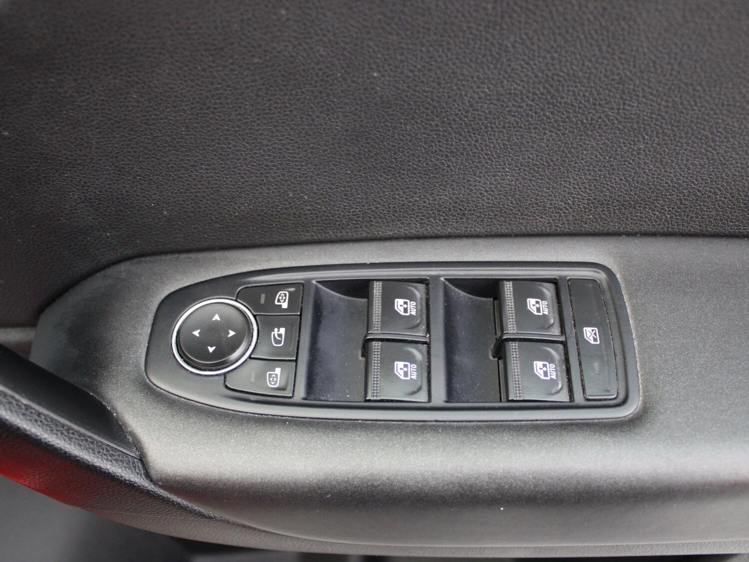 Used Renault Captur 2021 for sale - 76390927: Photo 29