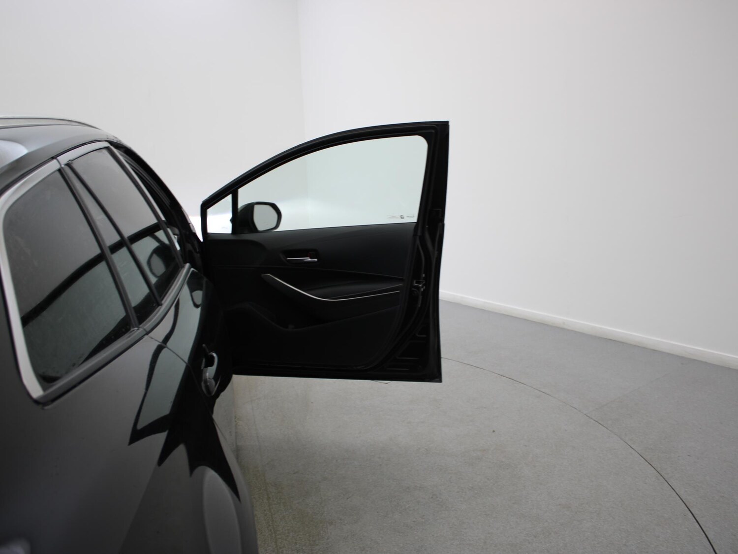 Used Toyota Corolla 2023 for sale - 77742139: Photo 32