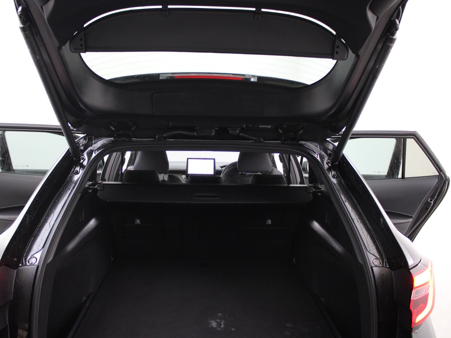 Used Toyota Corolla 2023 for sale - 77742139: Photo 34