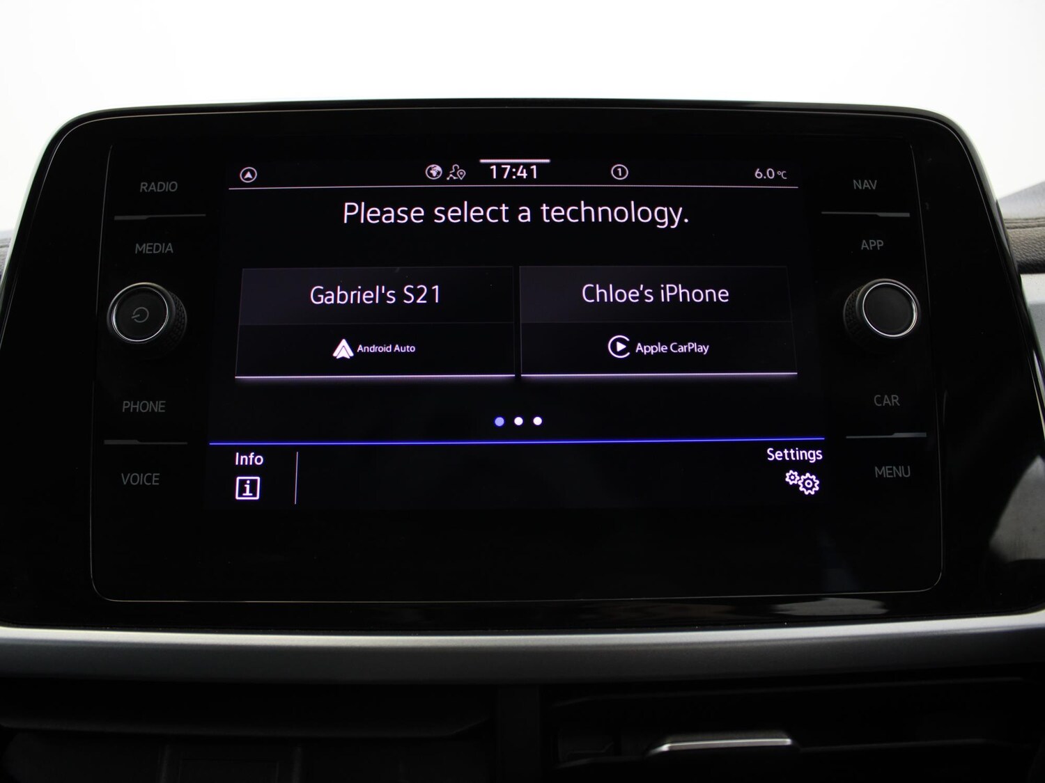 Used Volkswagen T-Roc 2022 for sale - 76311065: Photo 20