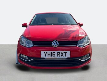 Used Volkswagen Polo 2016 for sale - 75611576: Photo