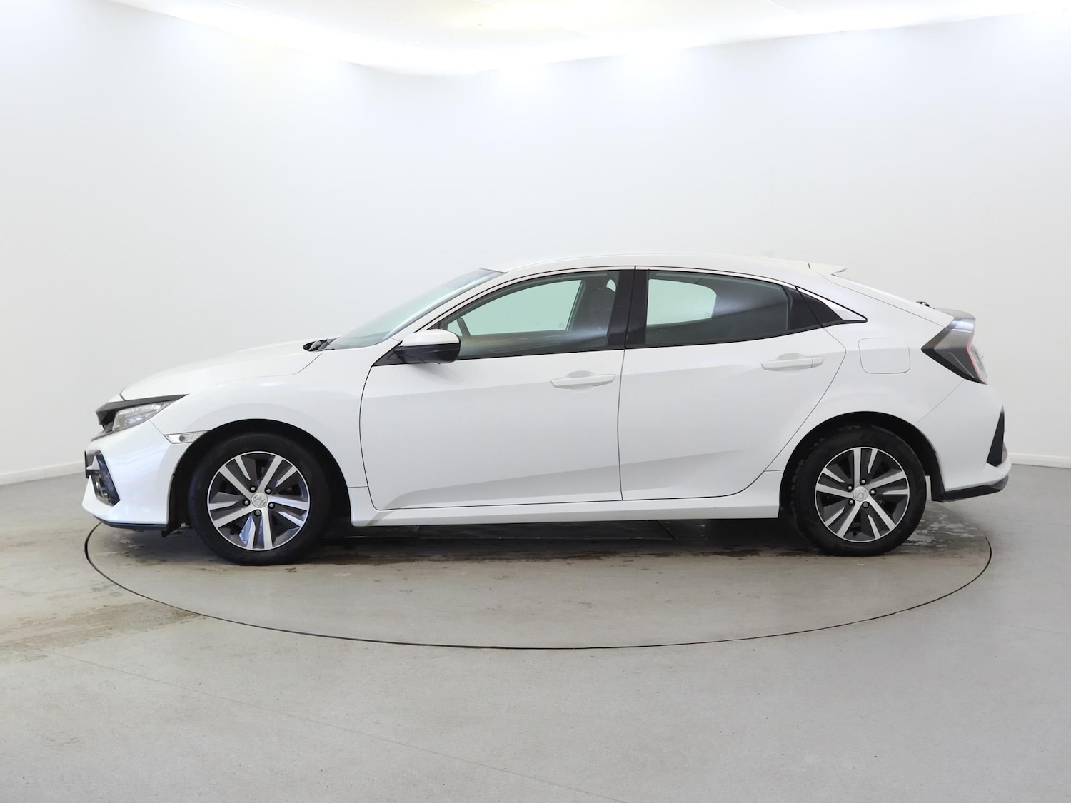 Used Honda Civic 2020 for sale - 77601553: Photo 4