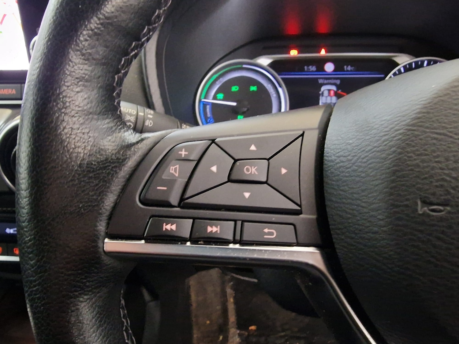 Used Nissan Juke 2023 for sale - 76692339: Photo 31