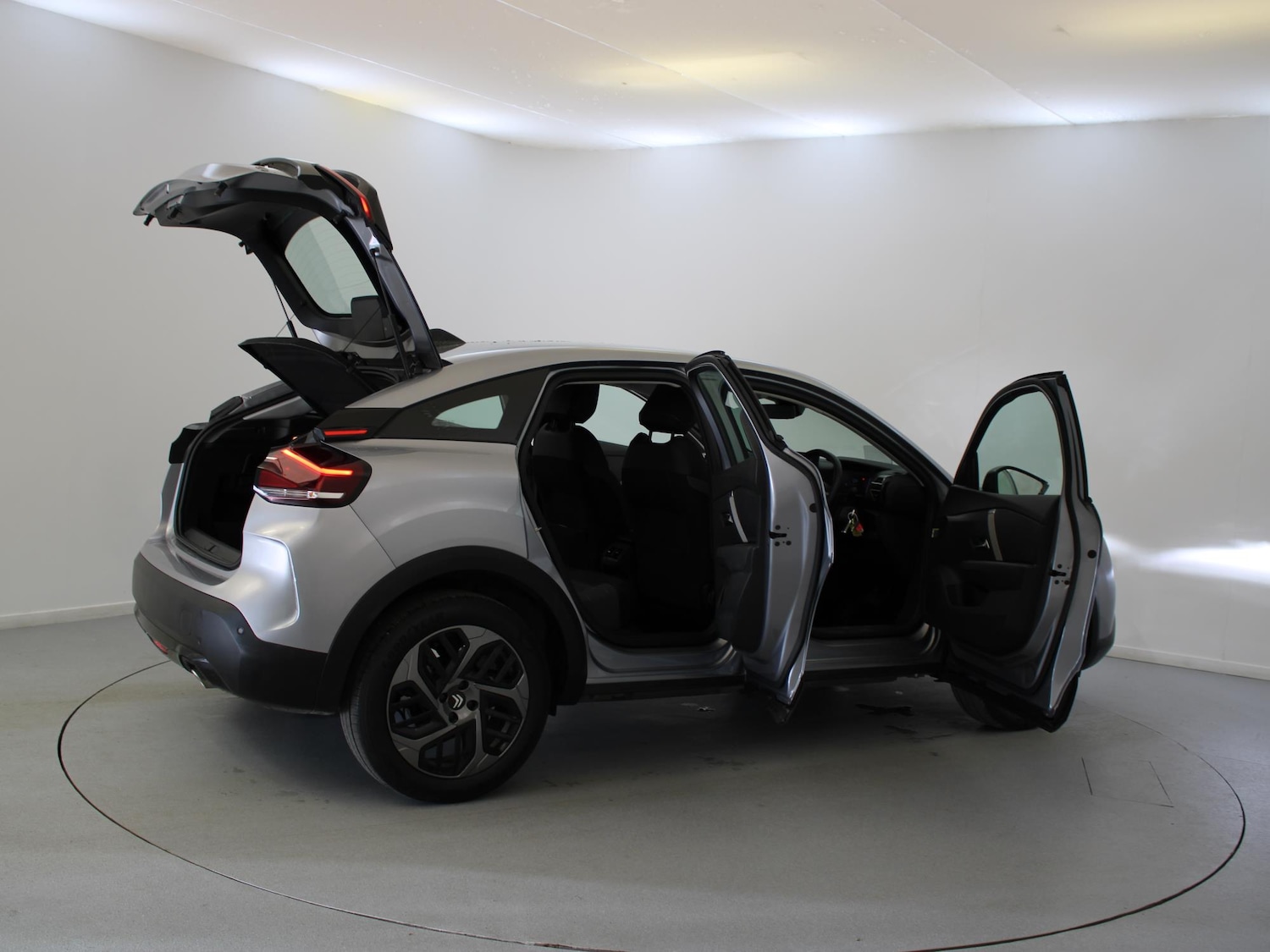 Vehicle 47
