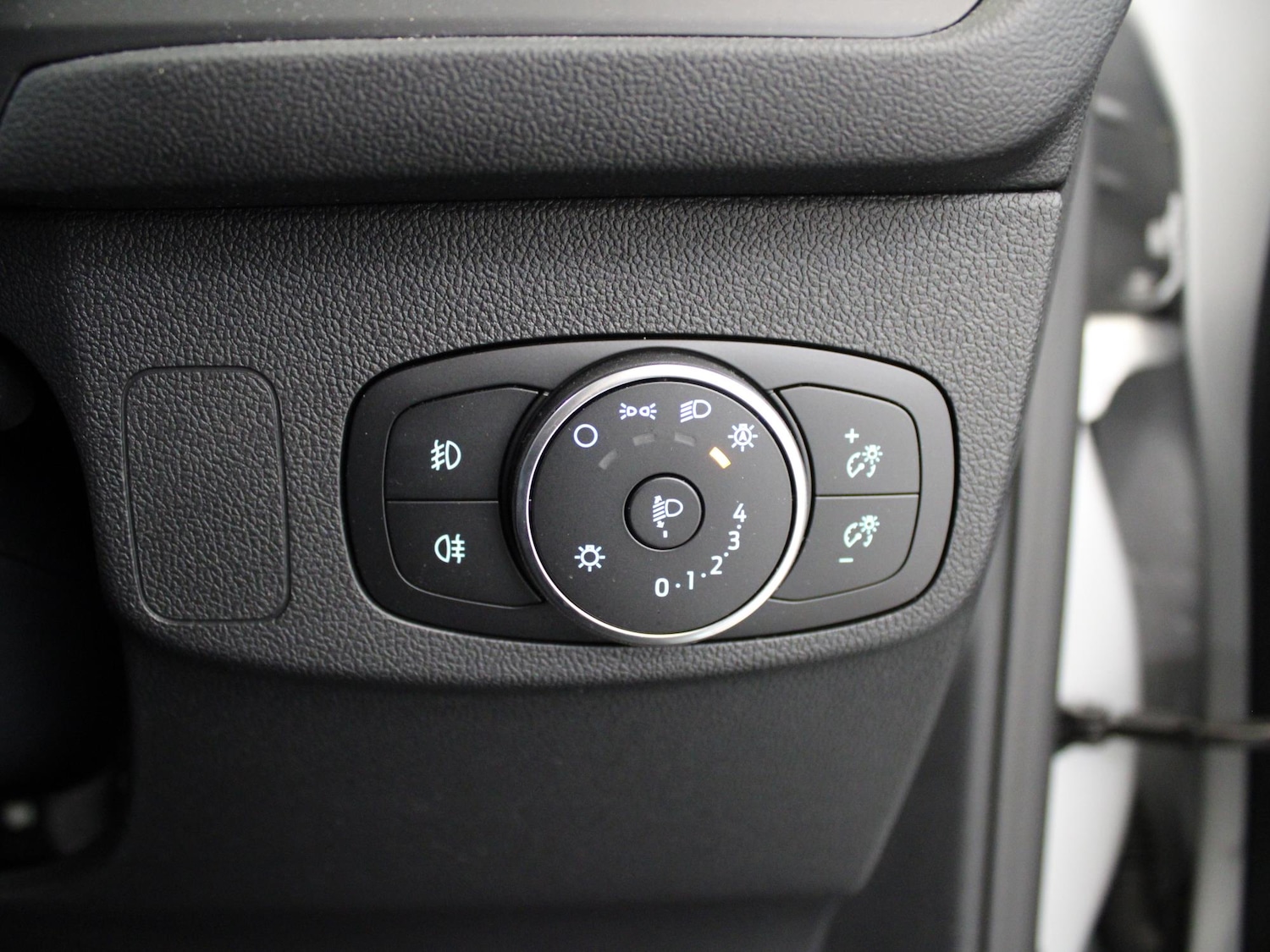 Used Ford Focus 2021 for sale - 76097411: Photo 32