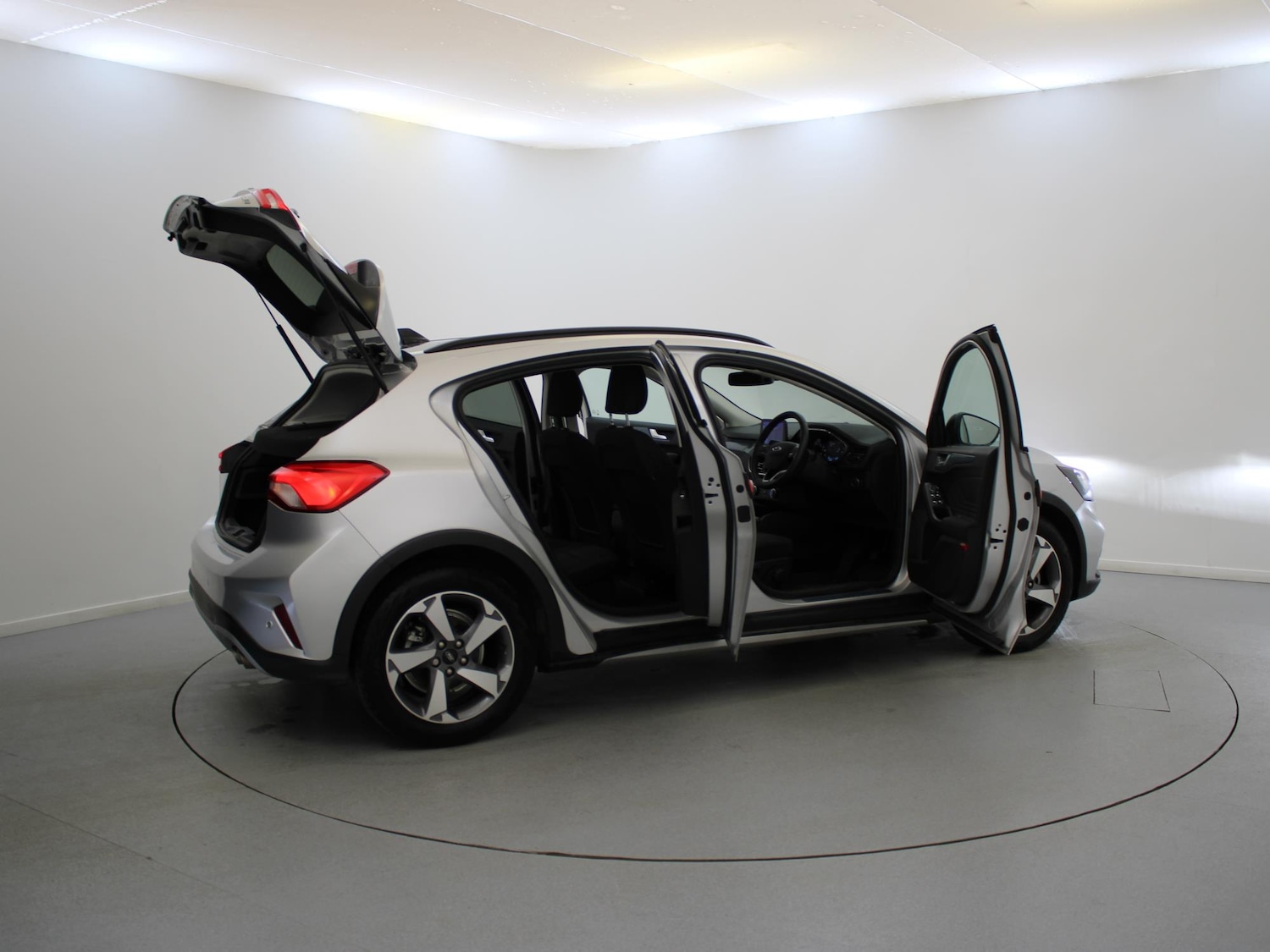 Used Ford Focus 2021 for sale - 76097411: Photo 37