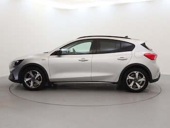 Used Ford Focus 2021 for sale - 76097411: Photo 4
