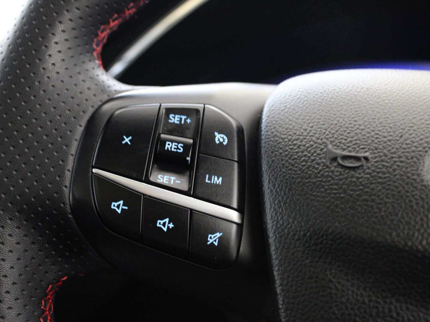 Used Ford Kuga 2022 for sale - 76553535: Photo 17