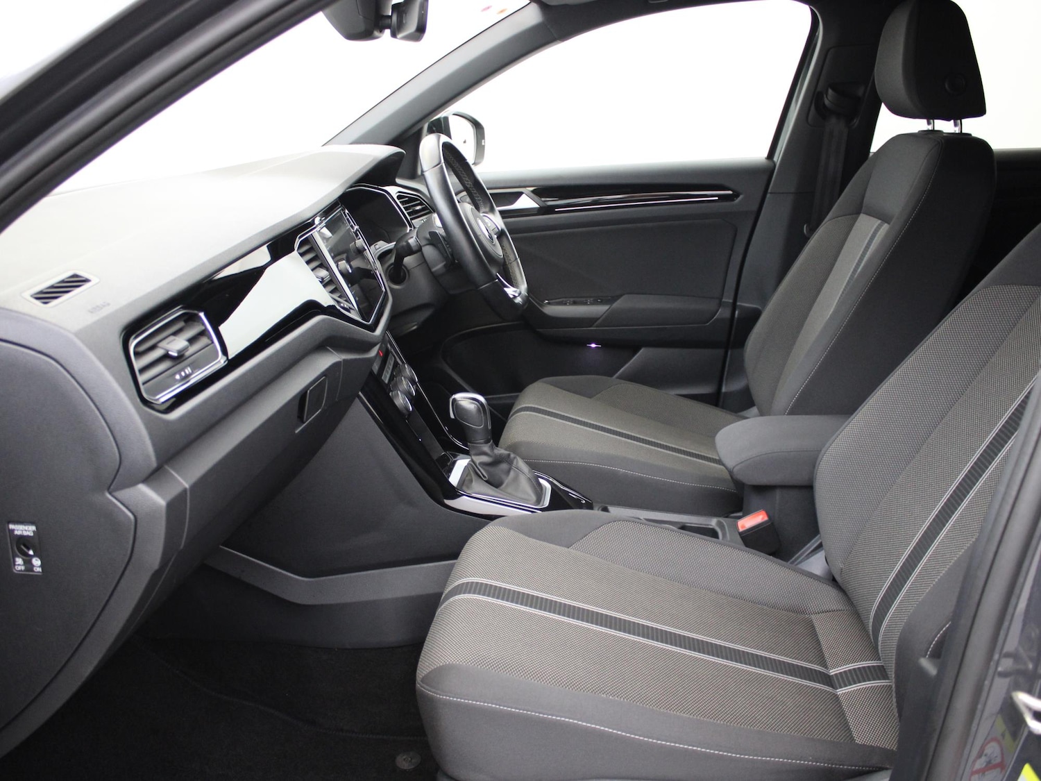 Used Volkswagen T-Roc 2021 for sale - 76594385: Photo 10