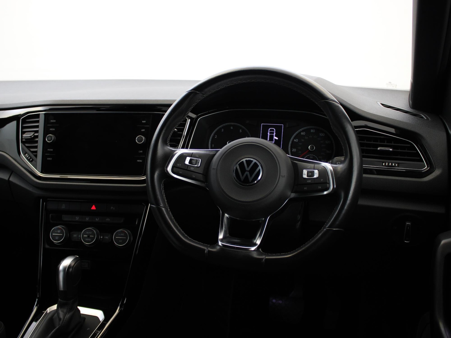 Used Volkswagen T-Roc 2021 for sale - 76594385: Photo 17