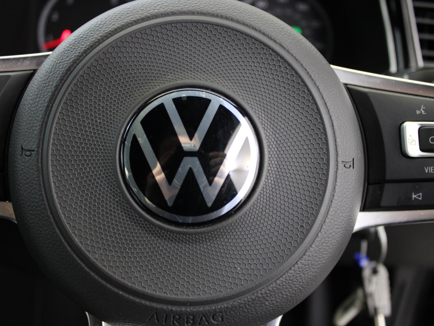 Used Volkswagen T-Roc 2021 for sale - 76594385: Photo 34