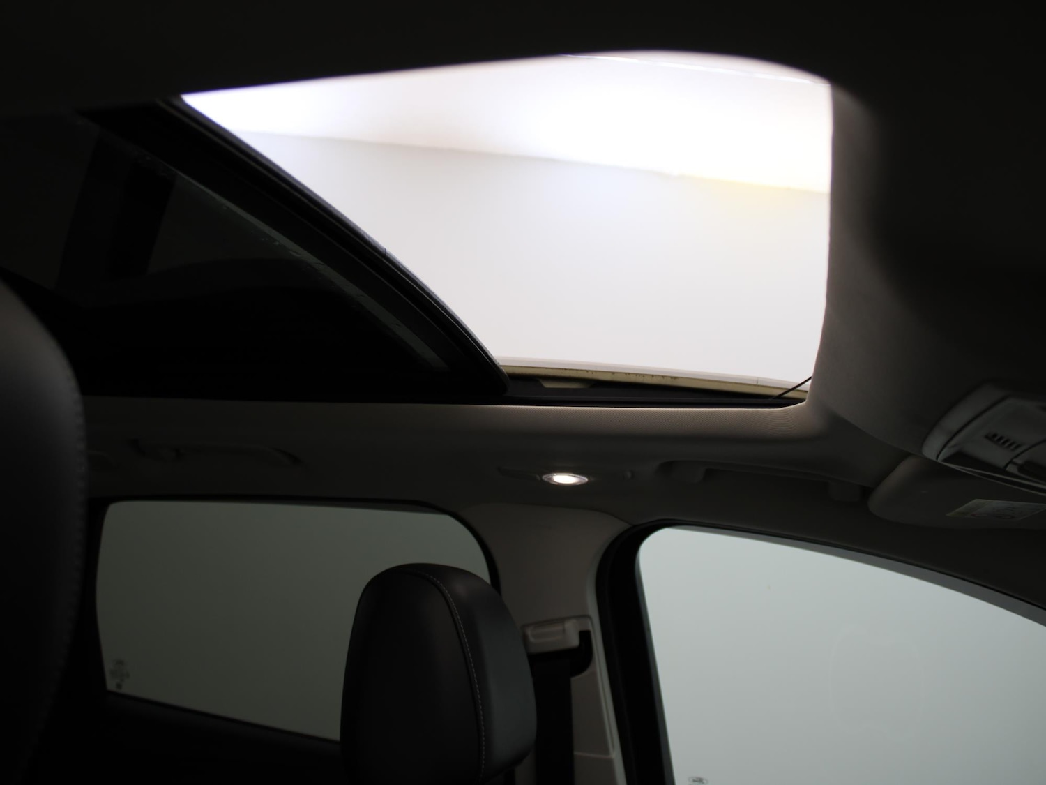 Used Ford Kuga 2014 for sale - 76353249: Photo 13