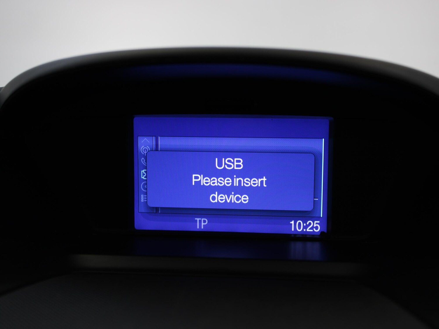 Used Ford Kuga 2014 for sale - 76353249: Photo 22