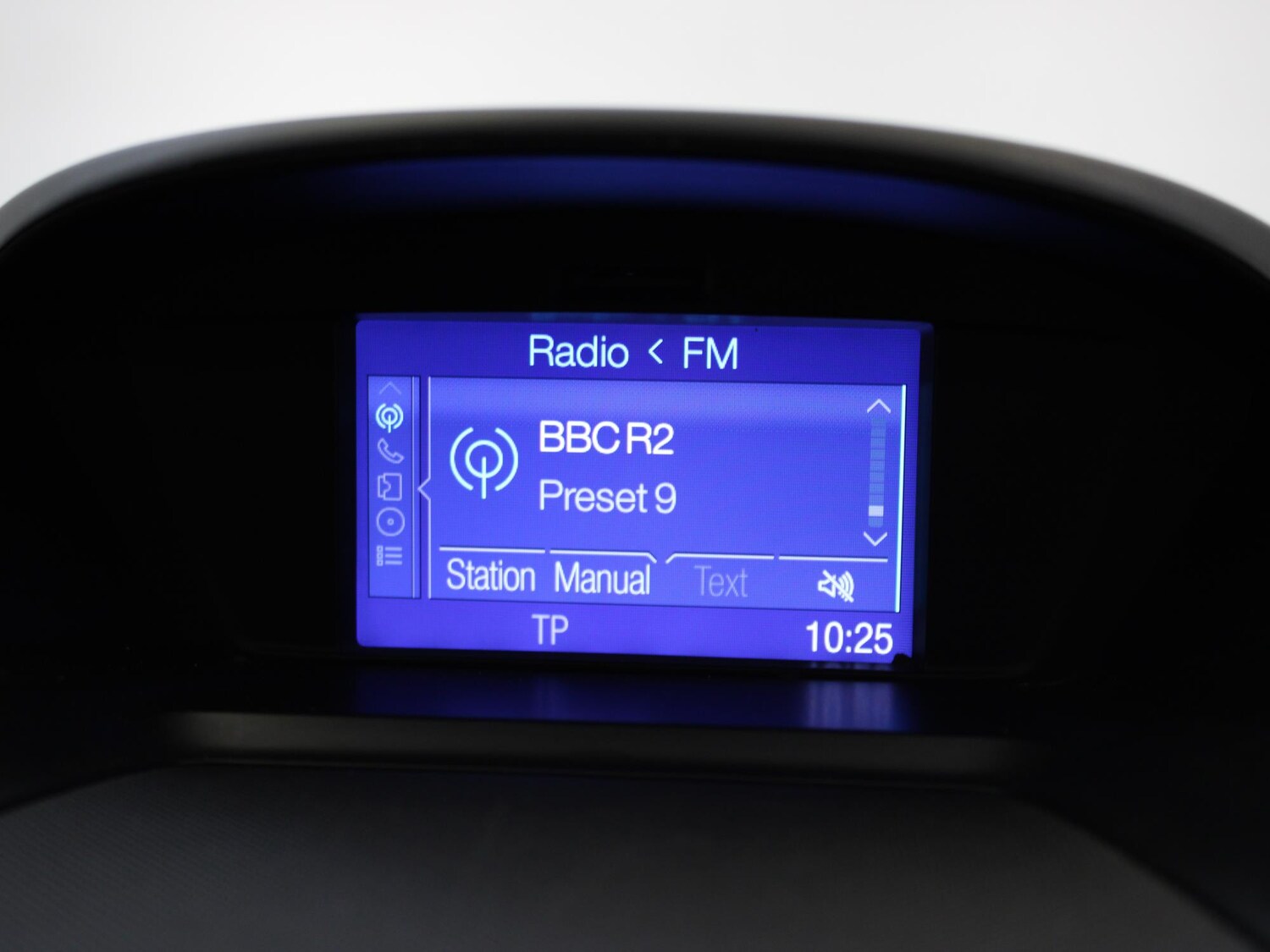 Used Ford Kuga 2014 for sale - 76353249: Photo 23