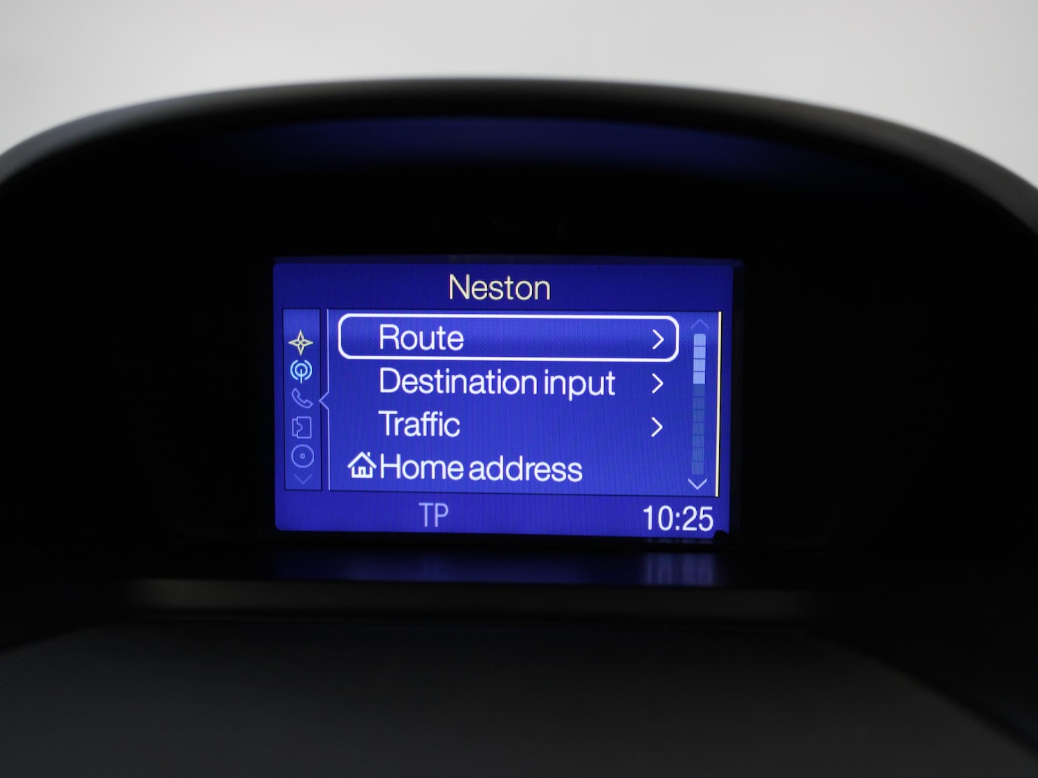 Used Ford Kuga 2014 for sale - 76353249: Photo 24