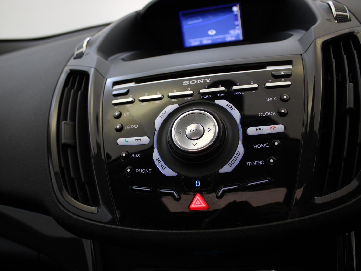 Used Ford Kuga 2014 for sale - 76353249: Photo 26