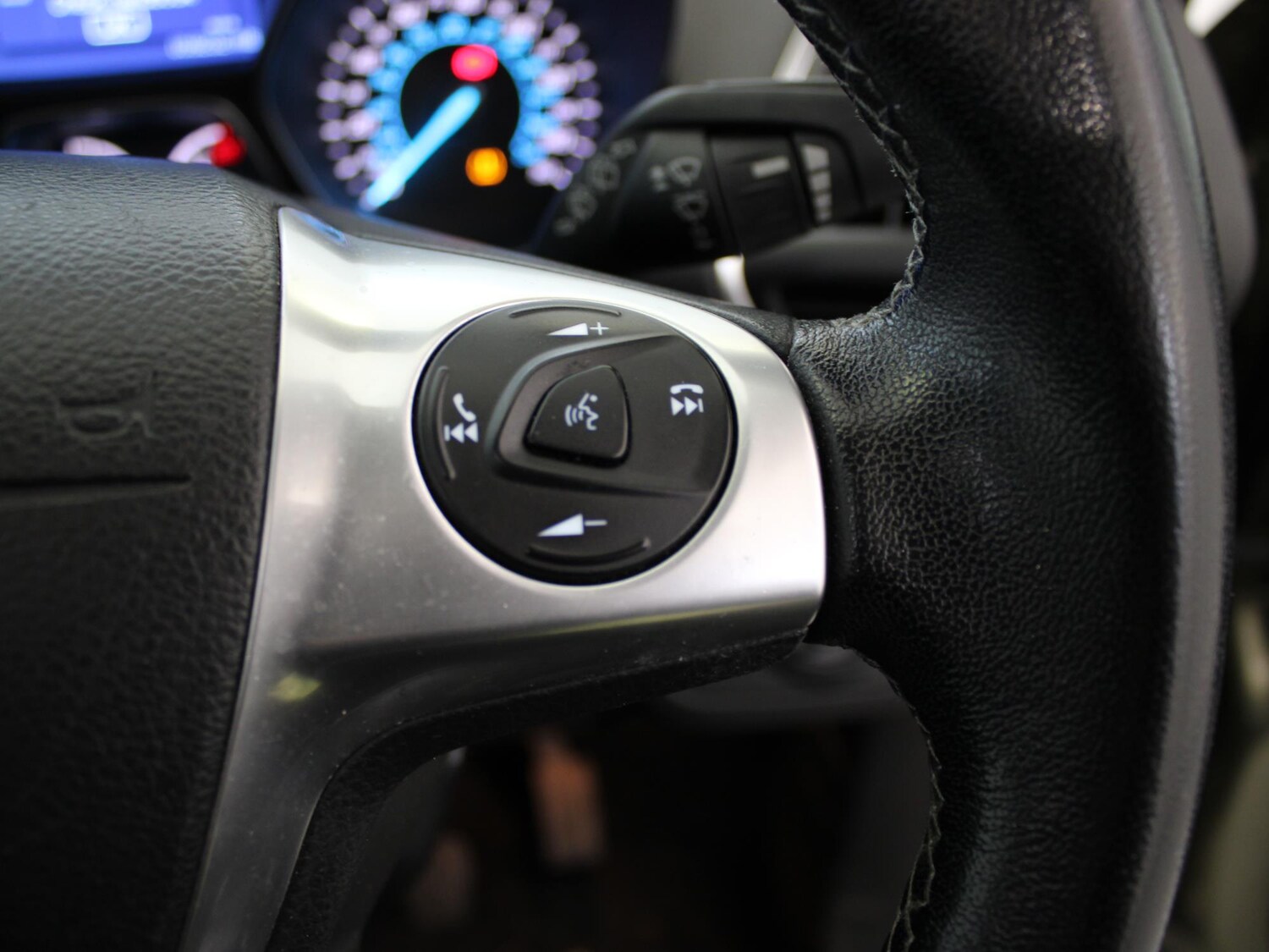 Used Ford Kuga 2014 for sale - 76353249: Photo 34