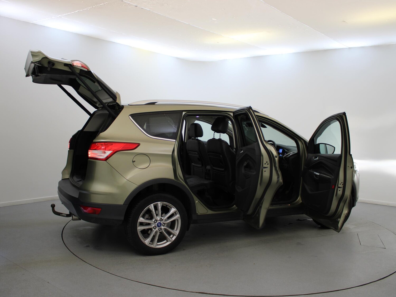 Used Ford Kuga 2014 for sale - 76353249: Photo 42