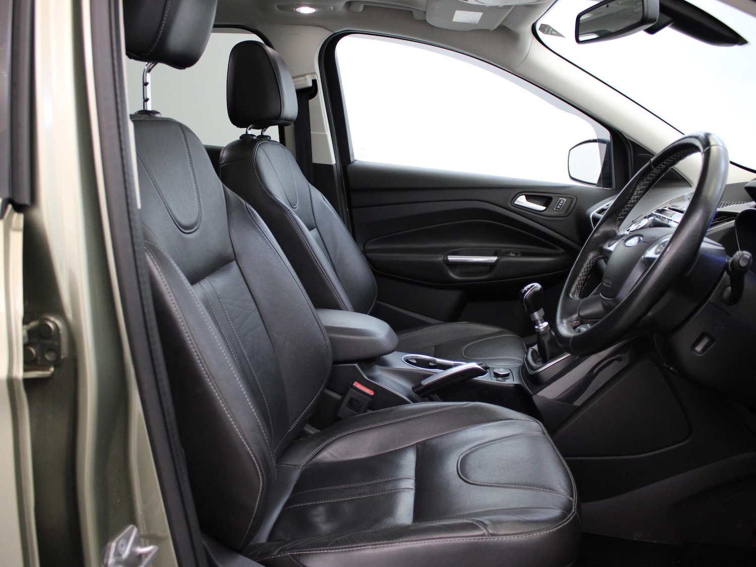 Used Ford Kuga 2014 for sale - 76353249: Photo 9