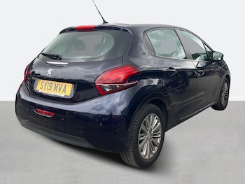 Used Peugeot 208 2019 for sale - 75343904: Photo