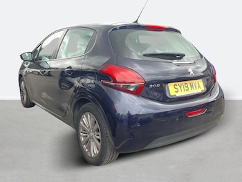 Used Peugeot 208 2019 for sale - 75343904: Photo