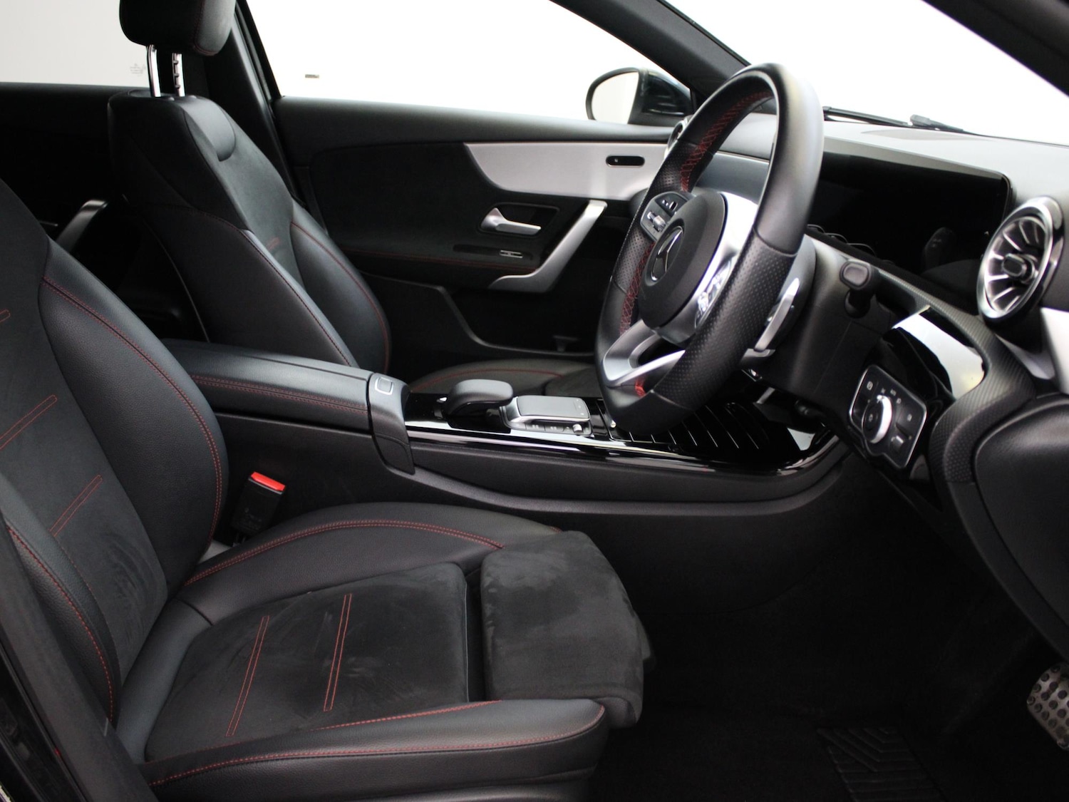 Used Mercedes-Benz A-Class 2021 for sale - 76274694: Photo 9