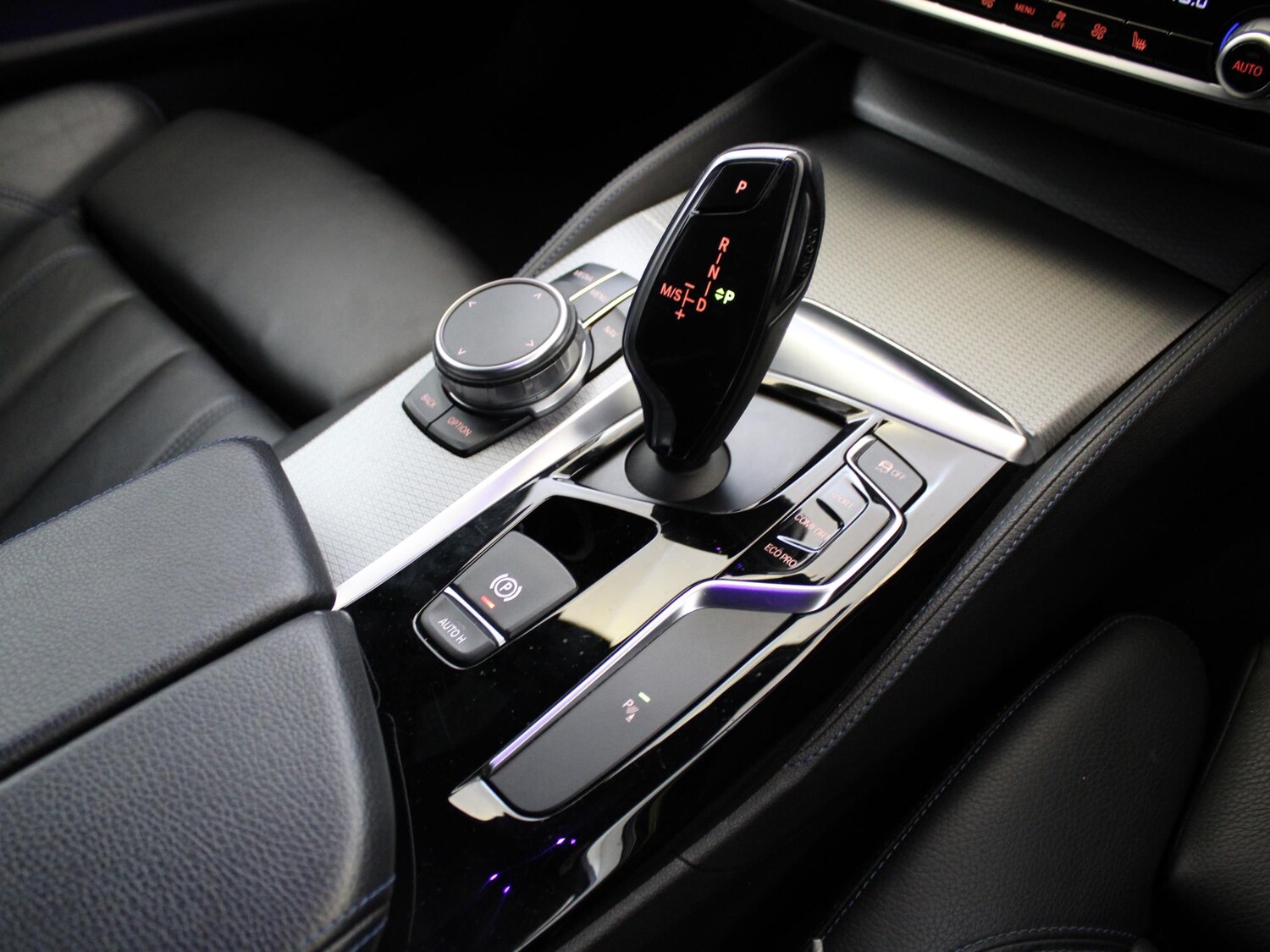 Used BMW 5 Series 2018 for sale - 76219985: Photo 27