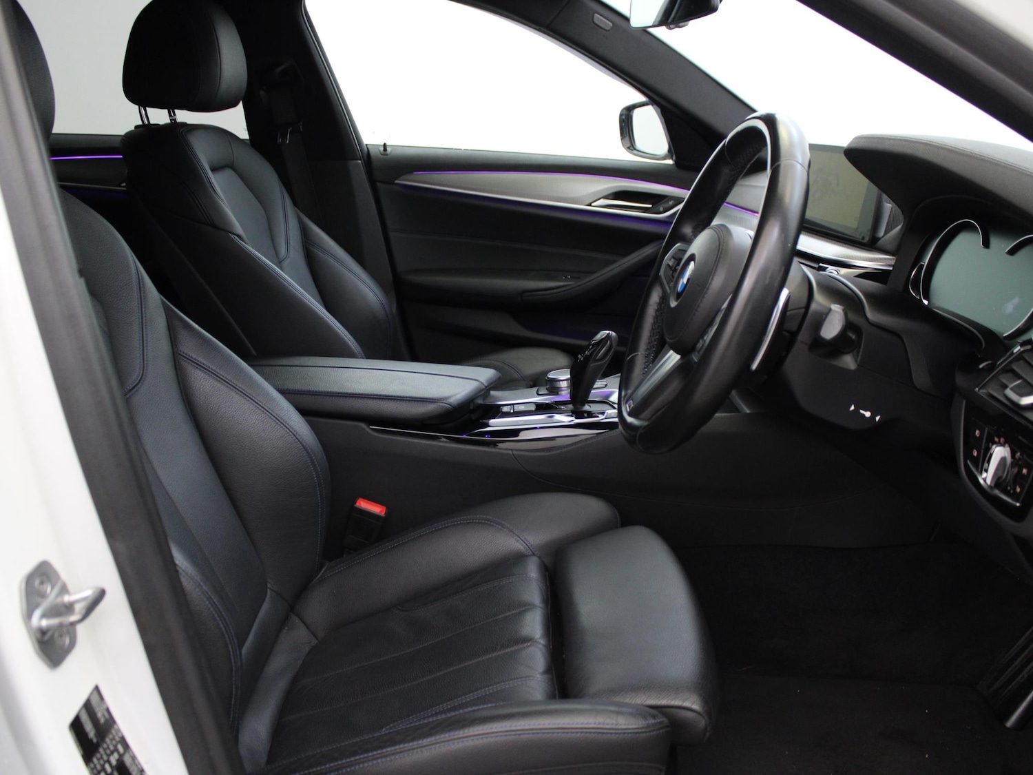 Used BMW 5 Series 2018 for sale - 76219985: Photo 9