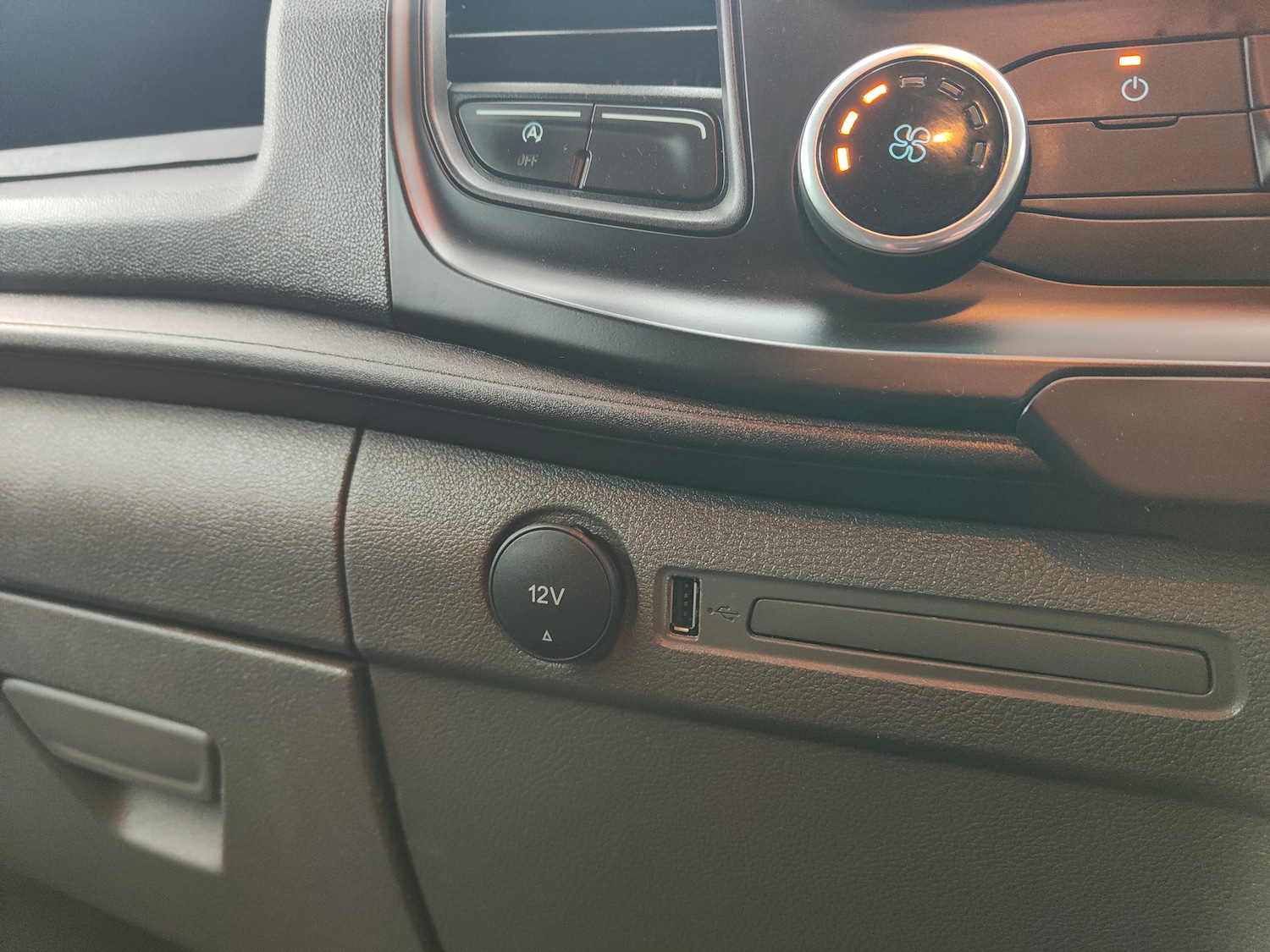 Used Ford Transit Custom 2022 for sale - 76692350: Photo 14