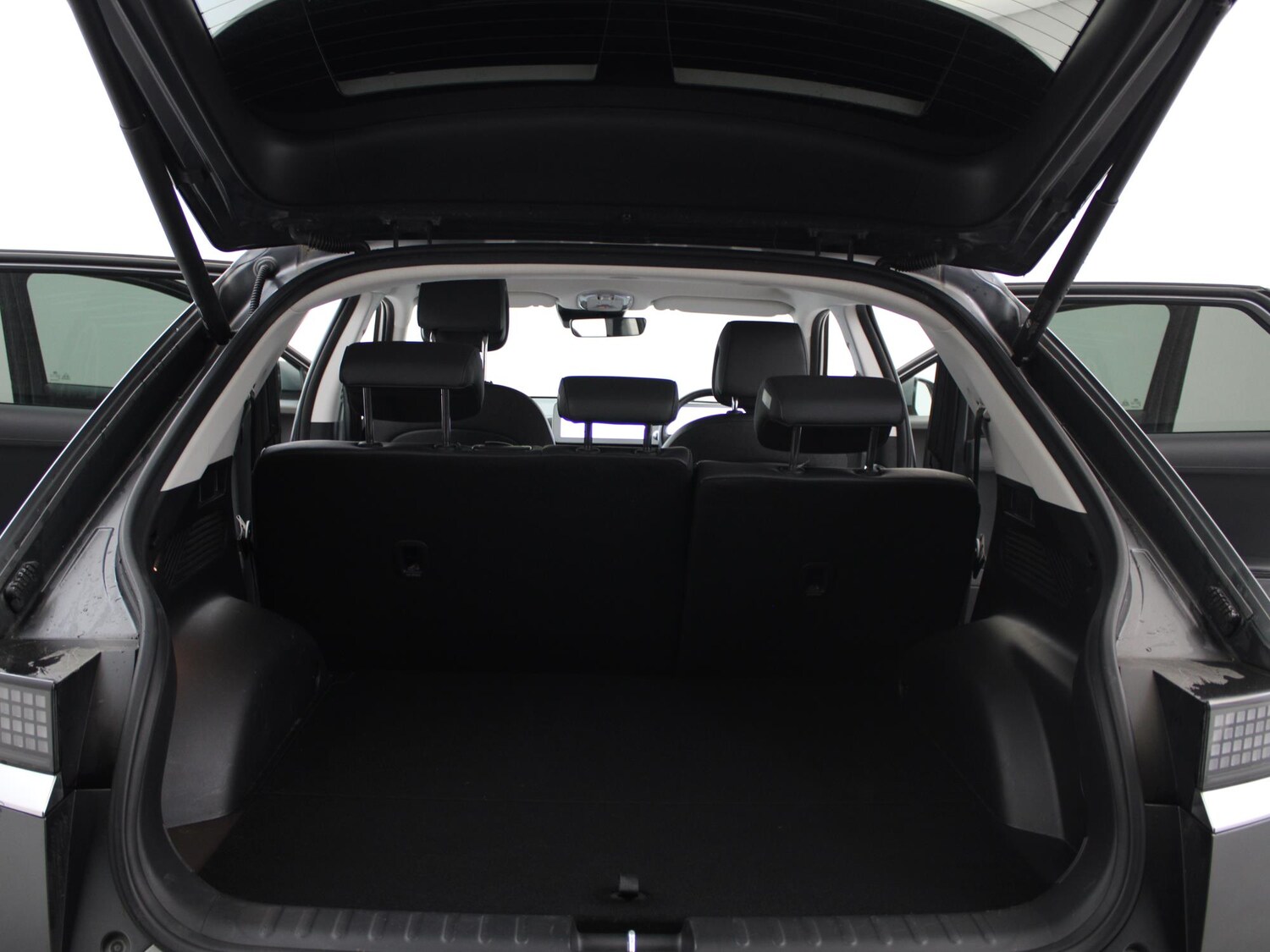 Used Hyundai IONIQ 5 2021 for sale - 78177685: Photo 48