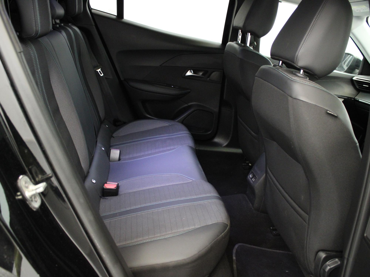 Used Peugeot 2008 2022 for sale - 76016568: Photo 11