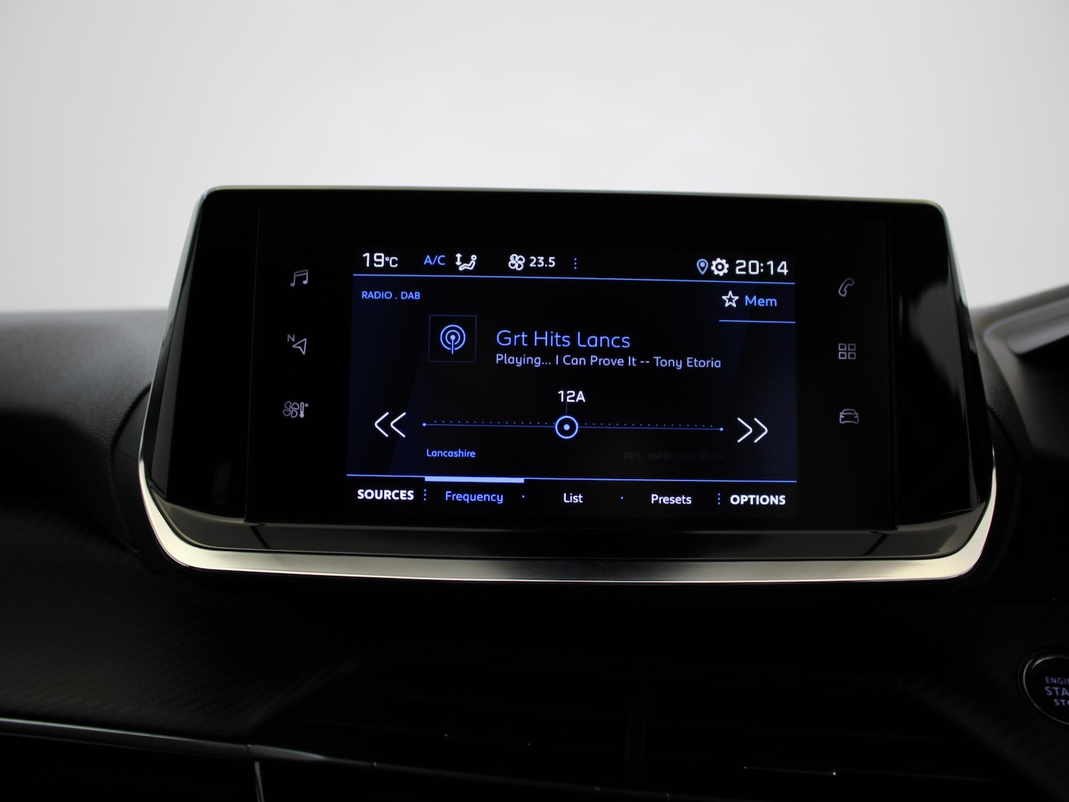 Used Peugeot 2008 2022 for sale - 76016568: Photo 19