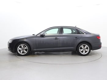 Used Audi A4 2017 for sale - 76411656: Photo