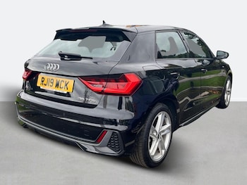 Used Audi A1 2019 for sale - 76047379: Photo
