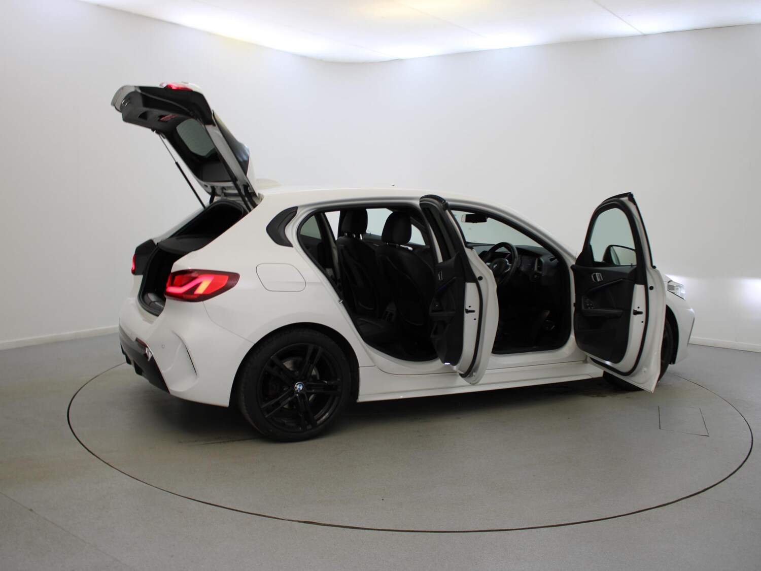 Used BMW 1 Series 2020 for sale - 76192213: Photo 39
