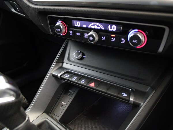 Used Audi Q3 2021 for sale - 75525001: Photo 27