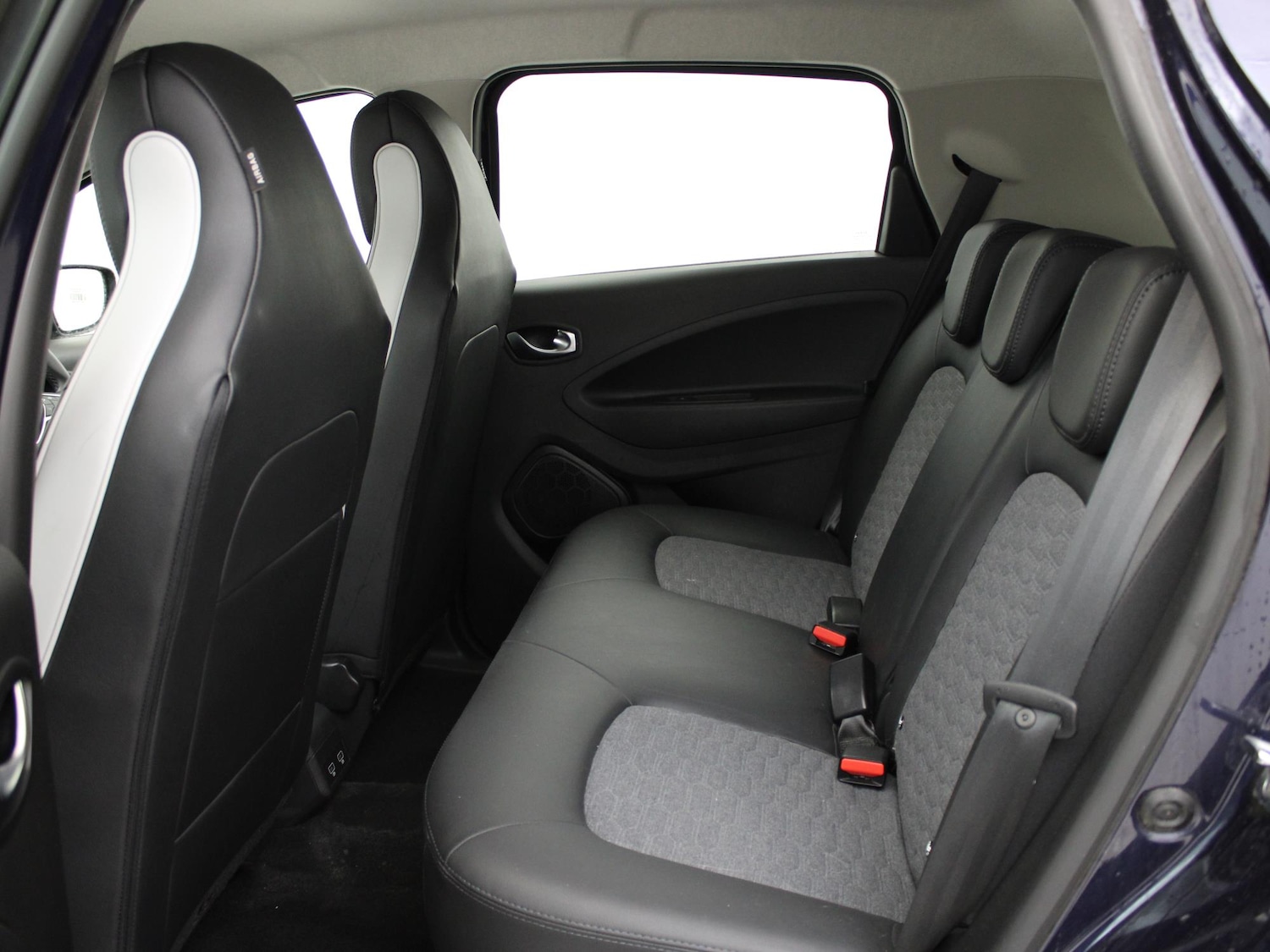 Used Renault Zoe 2021 for sale - 76755432: Photo 11