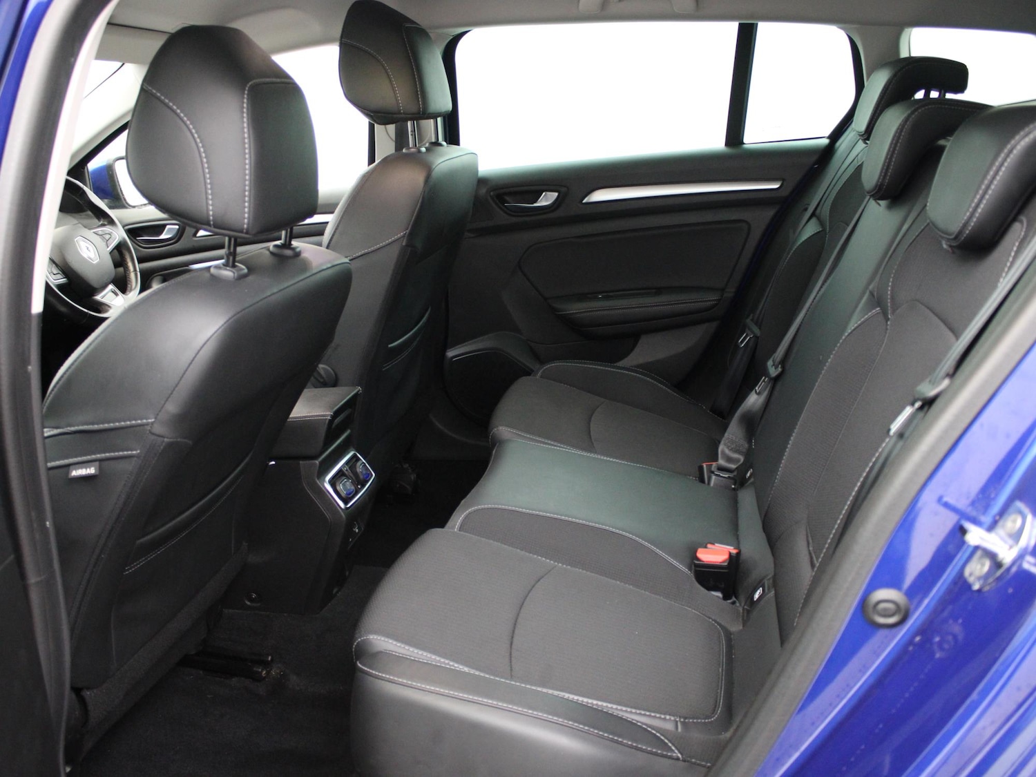 Used Renault Megane 2022 for sale - 77615772: Photo 11