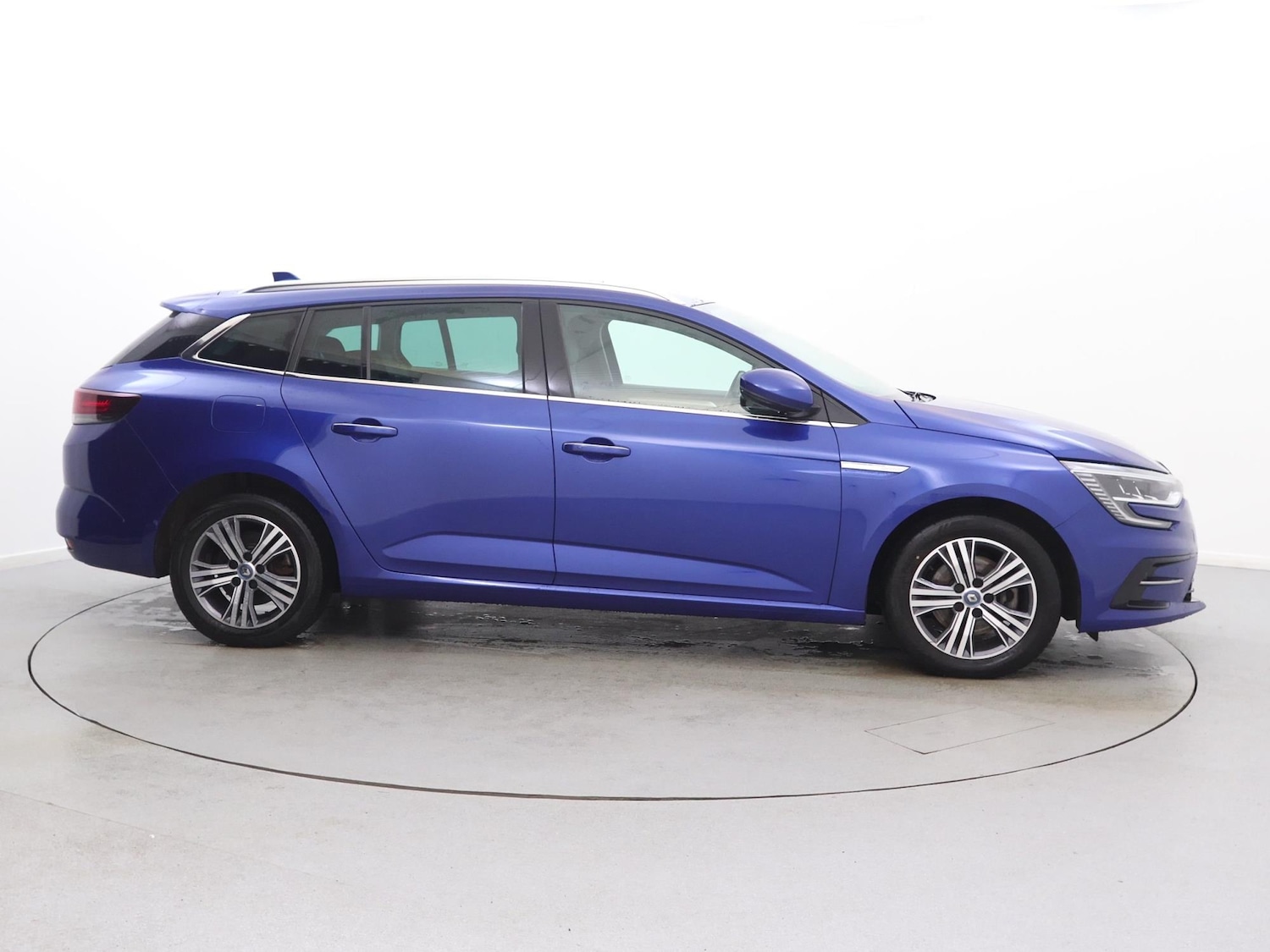 Used Renault Megane 2022 for sale - 77615772: Photo 8