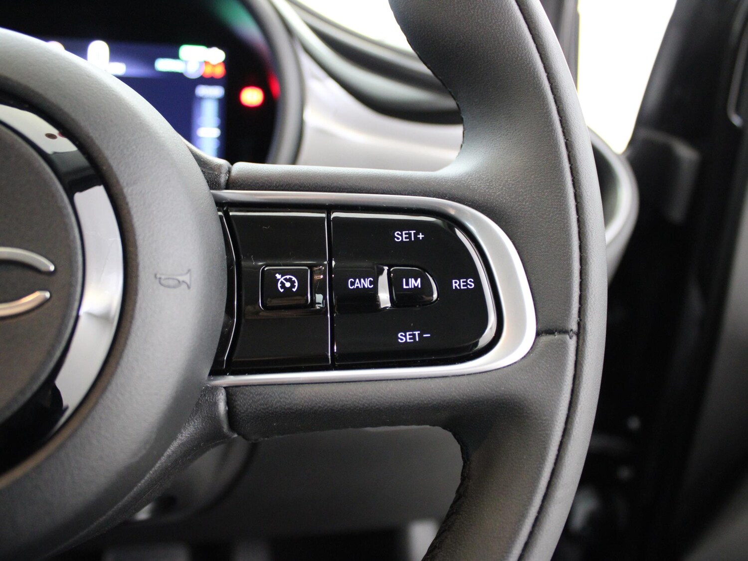 Used Fiat 500 2024 for sale - 76373980: Photo 33