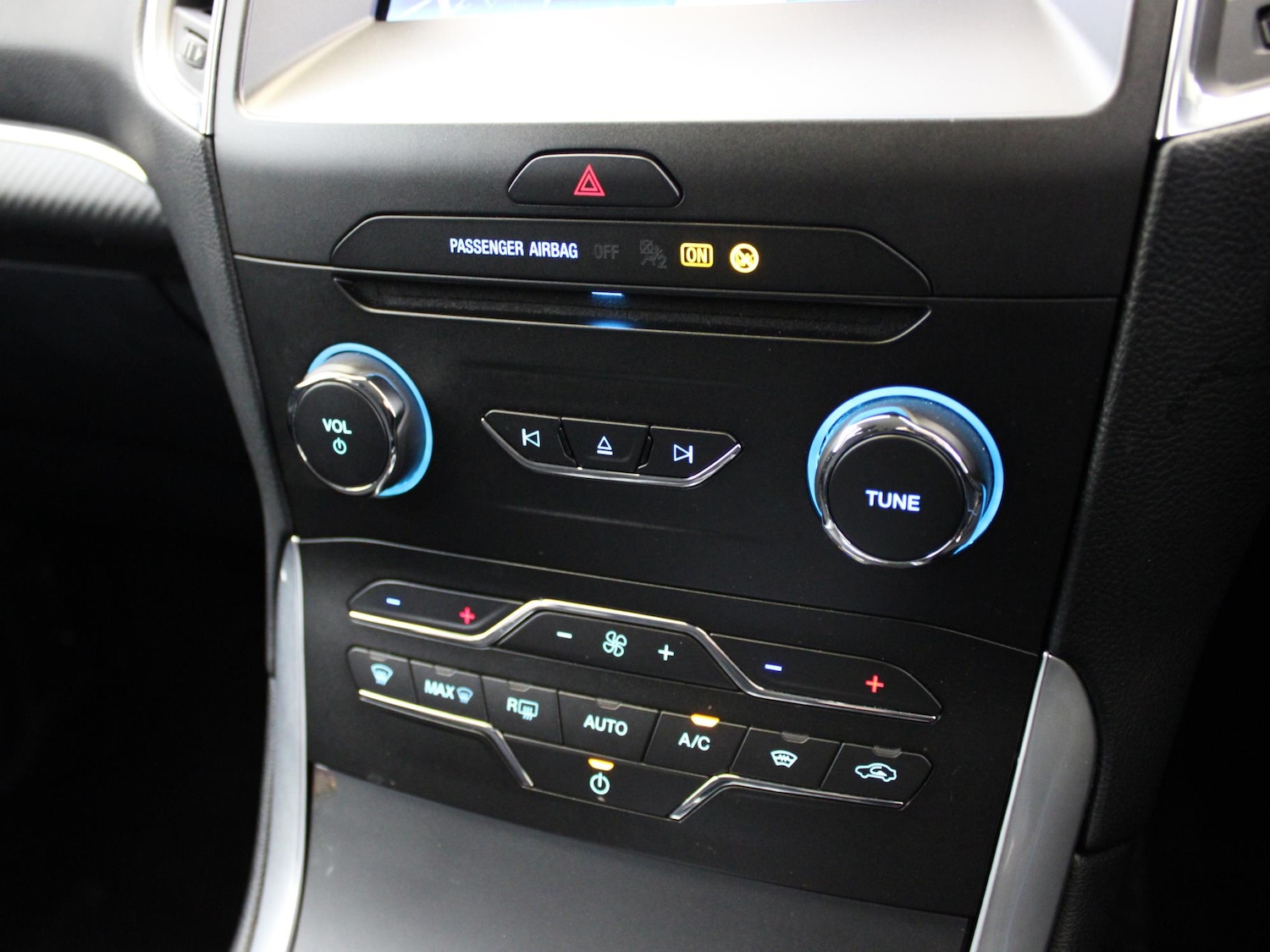 Used Ford Galaxy 2022 for sale - 76353303: Photo 24