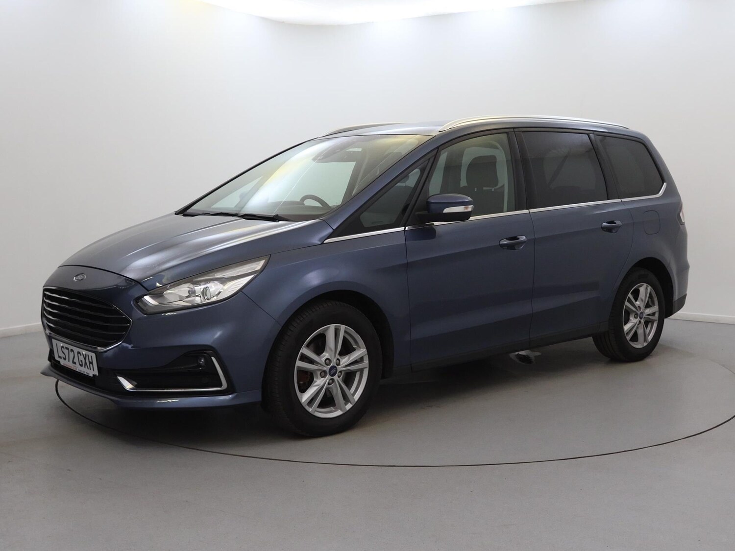Used Ford Galaxy 2022 for sale - 76353303: Photo 3