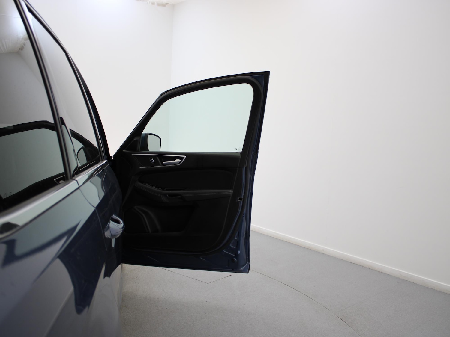 Used Ford Galaxy 2022 for sale - 76353303: Photo 33