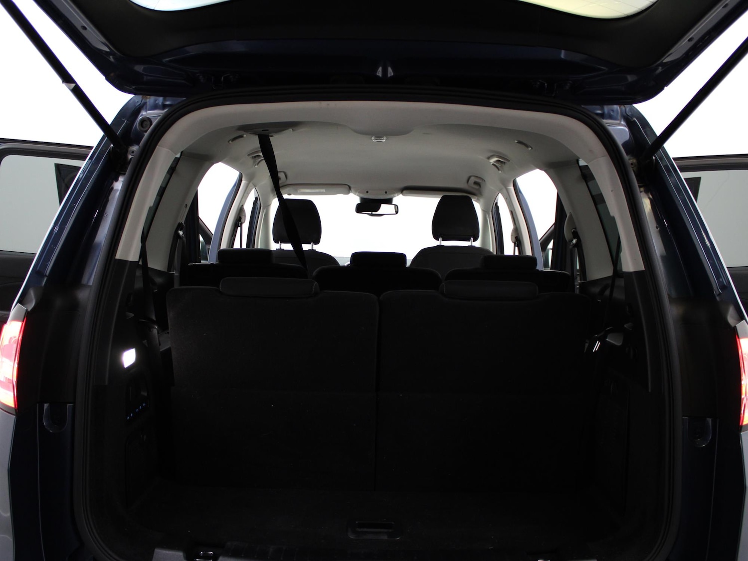 Used Ford Galaxy 2022 for sale - 76353303: Photo 35